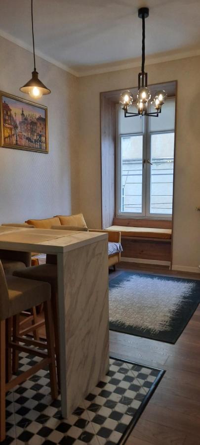 V.I.P Apartments Dominikanos Lviv Bagian luar foto